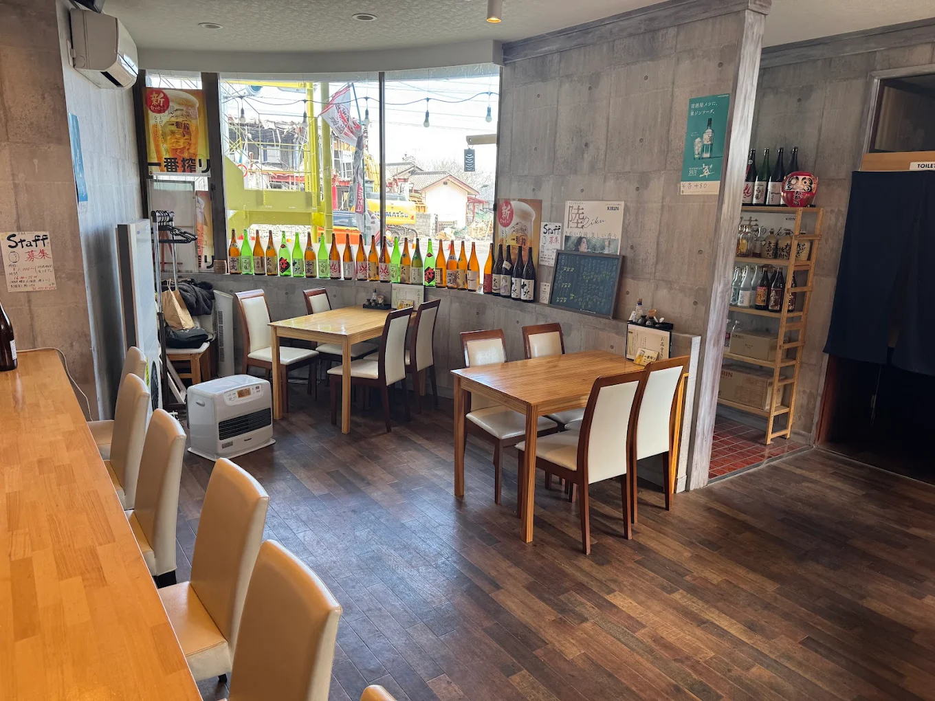 やきとりおおくら 店内